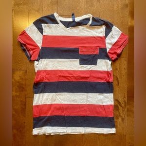 *SOLD* 3/$20 🪐 H&M off-white, red & blue shirt with stripes size M